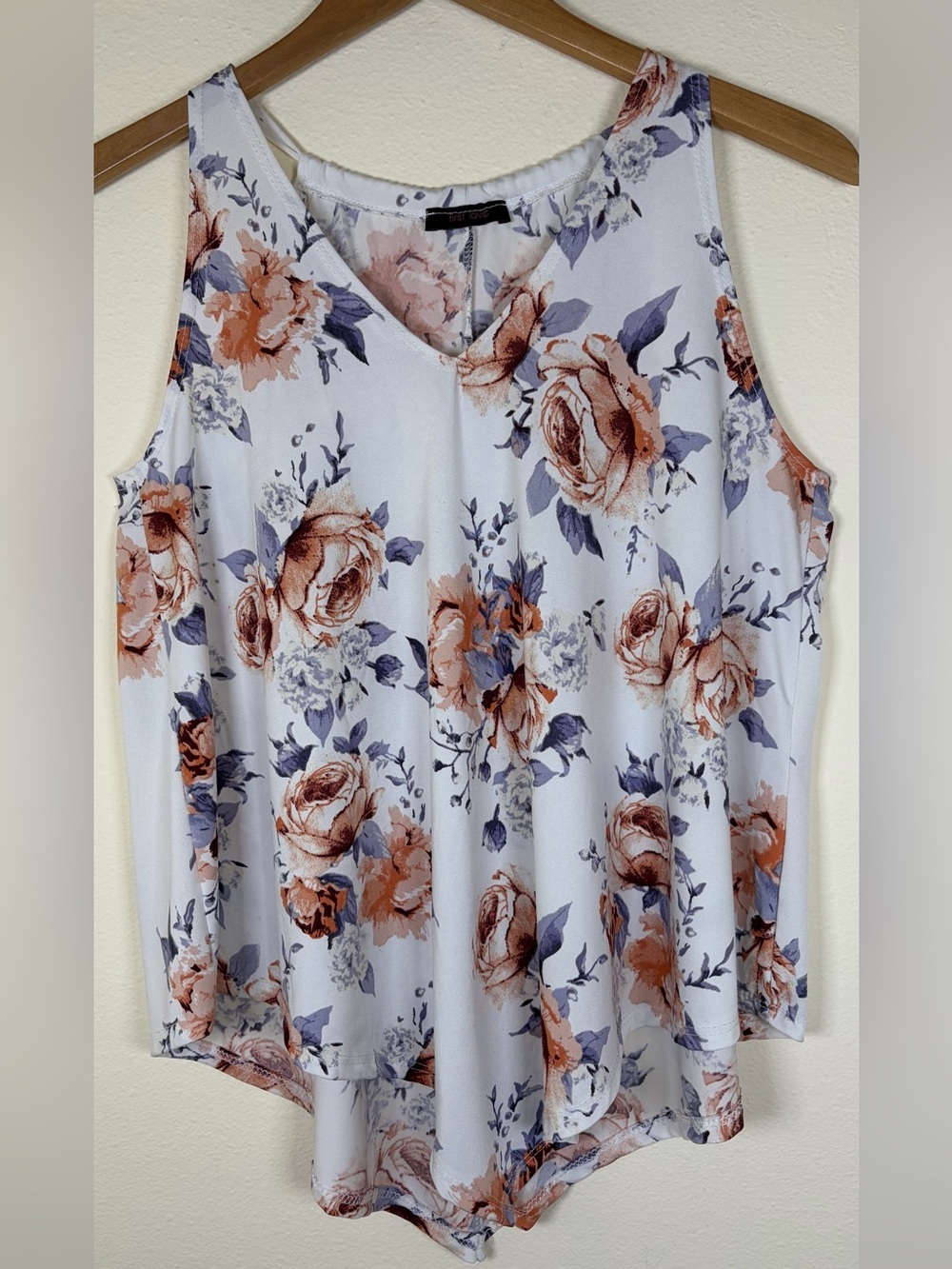 First Love Floral Tank Top Small White Hi Low Sleeveless V Neck Blouse